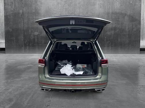 2025 Volkswagen Atlas 2.0T SEL Premium R-Line 4MOTION