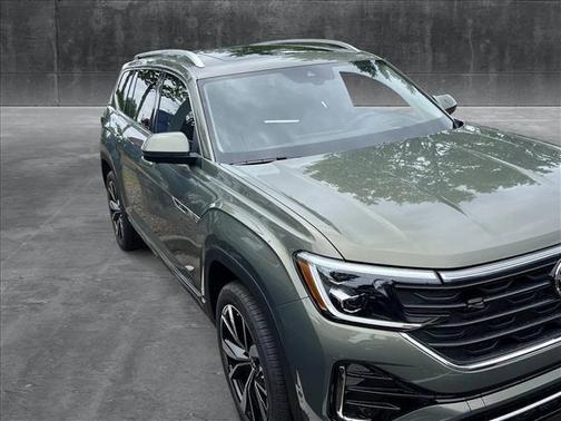 2025 Volkswagen Atlas 2.0T SEL Premium R-Line 4MOTION