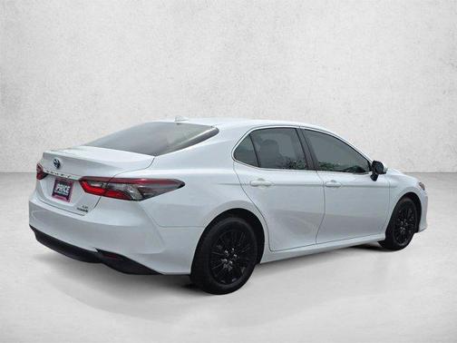 Ice Cap 2023 Toyota Camry LE