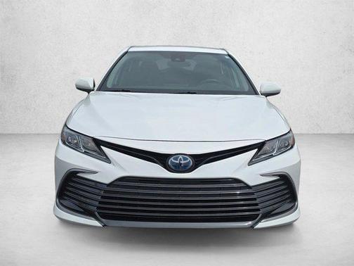 Ice Cap 2023 Toyota Camry LE