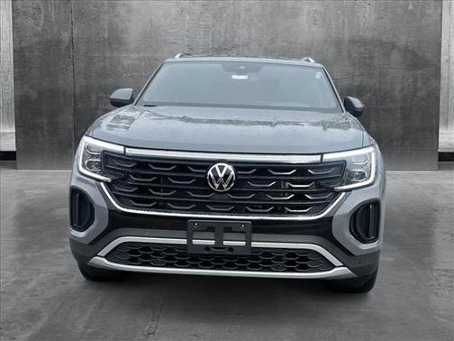 2025 Volkswagen Atlas Cross Sport 2.0T SE w/Technology 4MOTION
