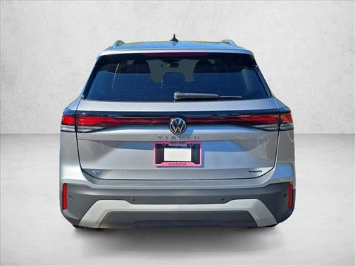 2025 Volkswagen Tiguan 2.0T SE 4MOTION
