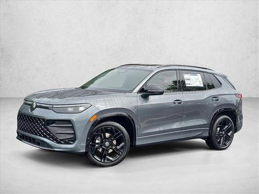 2025 Volkswagen Tiguan 2.0T SE R-Line Black