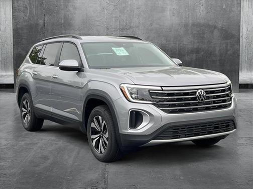 2025 Volkswagen Atlas 2.0T SE