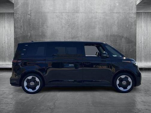 2025 Volkswagen ID. Buzz Pro S Plus