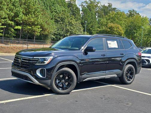 2026 Volkswagen Atlas 2.0T Peak Edition