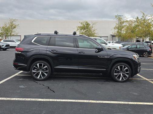 2024 Volkswagen Atlas 2.0T SEL Premium R-Line 4MOTION