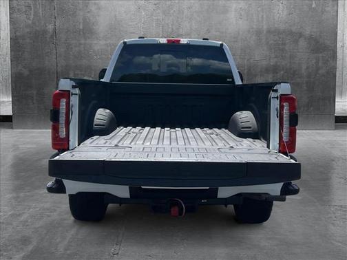 2023 Ford F-350 Lariat
