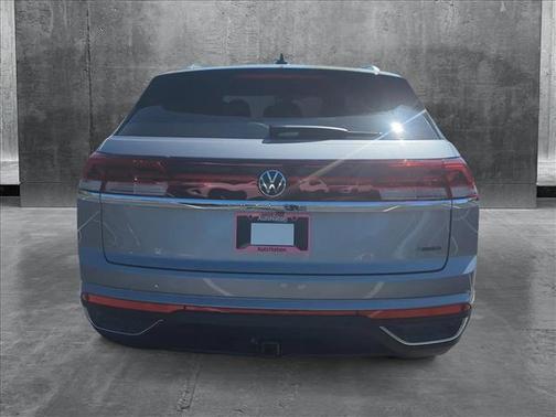 2025 Volkswagen Atlas Cross Sport 2.0T SE w/Technology 4MOTION