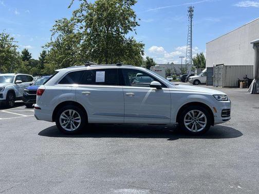 2017 Audi Q7 3.0T Premium
