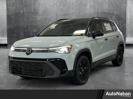 2025 Volkswagen Taos 1.5T SE Black