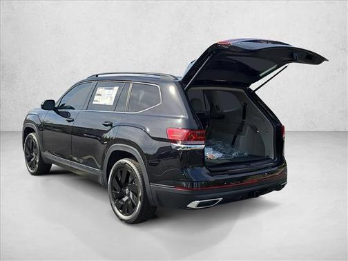 deep black pearl 2026 Volkswagen Atlas 2.0T SE w/Technology