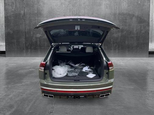 2025 Volkswagen Atlas Cross Sport 2.0T SEL Premium