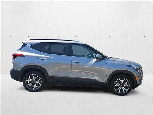 2022 Kia Seltos EX