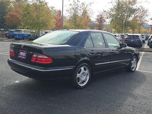 2001 Mercedes-Benz E-Class 4dr Sdn 4.3L