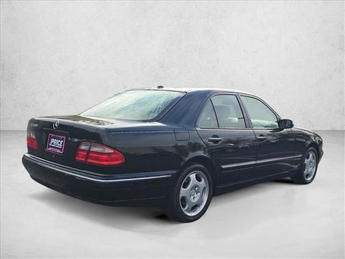 2001 Mercedes-Benz E-Class 4dr Sdn 4.3L