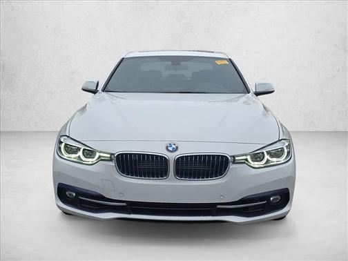 Alpine White 2018 BMW 330e iPerformance