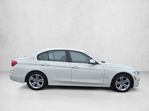 Alpine White 2018 BMW 330e iPerformance