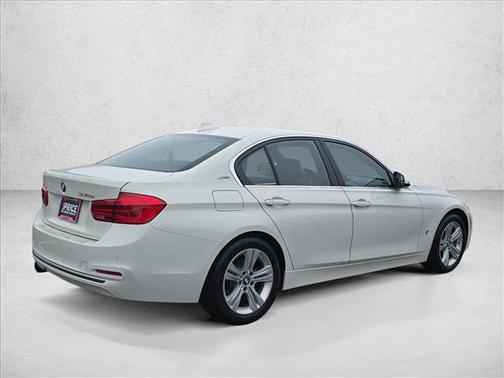 Alpine White 2018 BMW 330e iPerformance