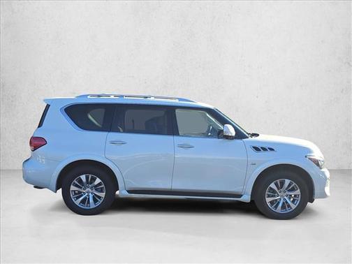 2017 INFINITI QX80 Base