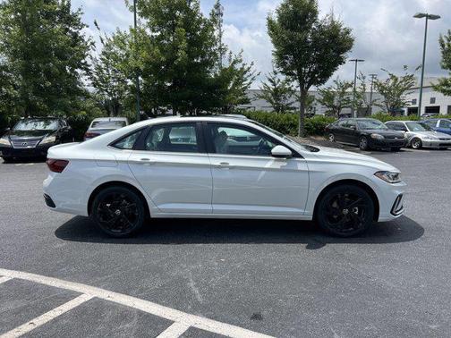2025 Volkswagen Jetta 1.5T SE