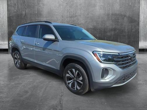 2025 Volkswagen Atlas 2.0T SE