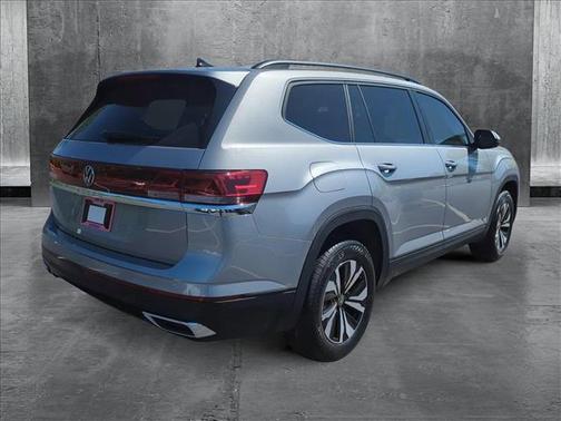 2025 Volkswagen Atlas 2.0T SE