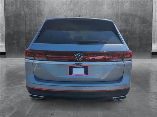 2025 Volkswagen Atlas 2.0T SE