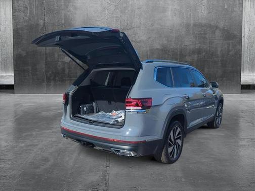 2025 Volkswagen Atlas 2.0T SEL