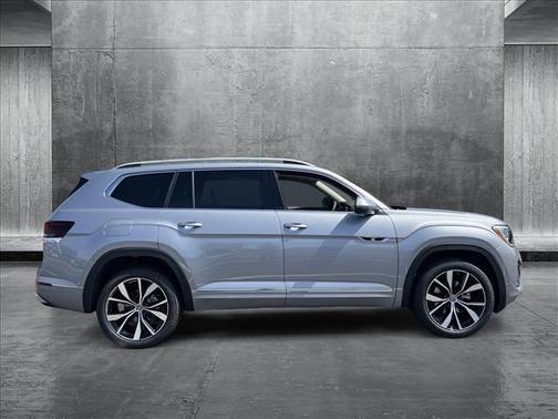 2025 Volkswagen Atlas 2.0T SEL Premium R-Line 4MOTION