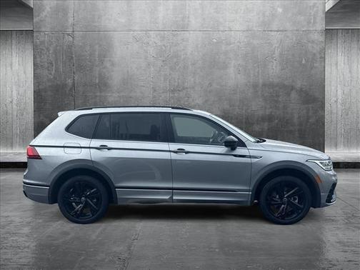 2024 Volkswagen Tiguan 2.0T SE R-Line Black 4MOTION