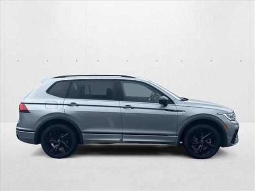 2024 Volkswagen Tiguan 2.0T SE R-Line Black 4MOTION