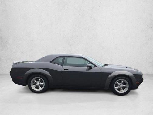 Granite Pearlcoat 2019 Dodge Challenger SXT