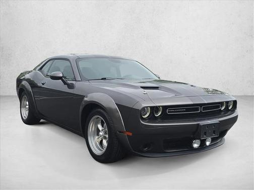 Granite Pearlcoat 2019 Dodge Challenger SXT