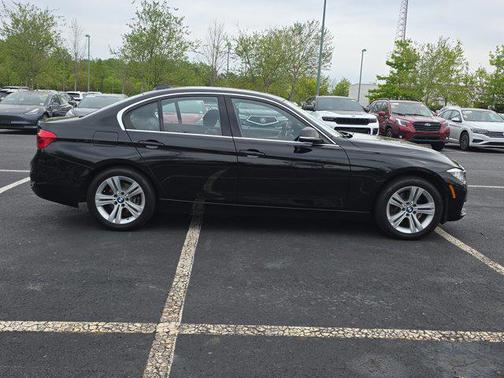 Black 2018 BMW 330 330i