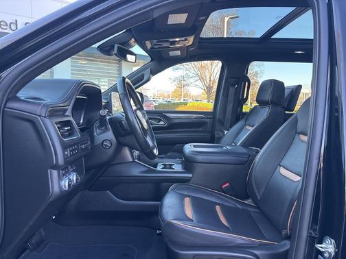 2023 GMC Yukon XL 4WD AT4