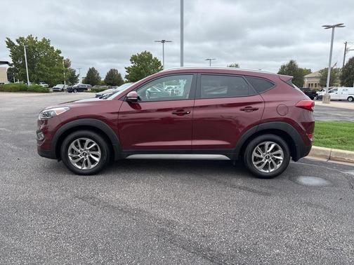2017 Hyundai TUCSON SE Plus