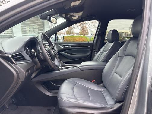 2023 Buick Enclave Essence FWD