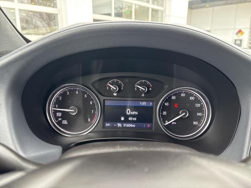 2023 Buick Enclave Essence FWD