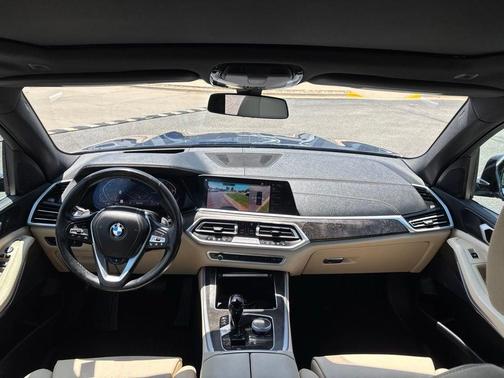 Phytonic Blue Metallic 2022 BMW X5 xDrive40i