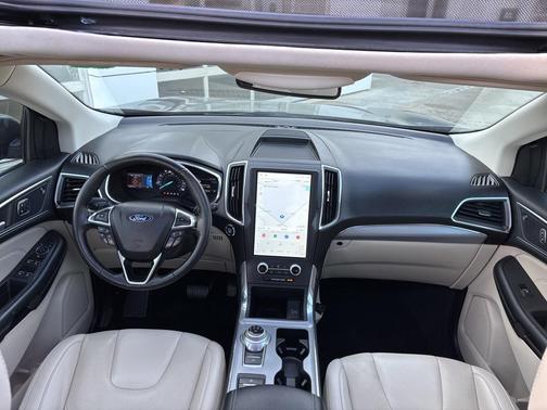 2021 Ford Edge Titanium