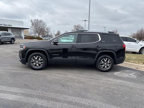 2023 GMC Acadia FWD SLE