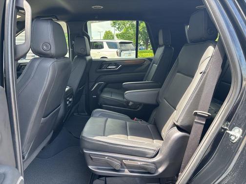 Onyx Black 2025 GMC Yukon Denali