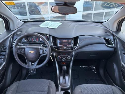 2022 Chevrolet Trax LS