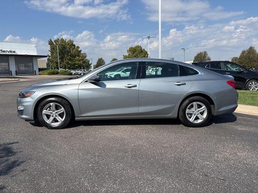 2024 Chevrolet Malibu FWD 1LT