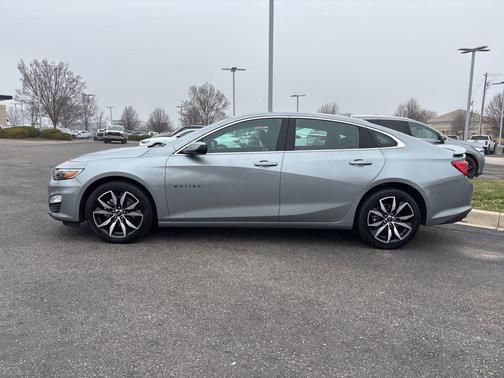Sterling Gray Metallic 2025 Chevrolet Malibu FWD RS