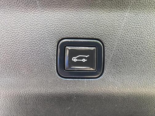 2021 GMC Yukon 4WD AT4