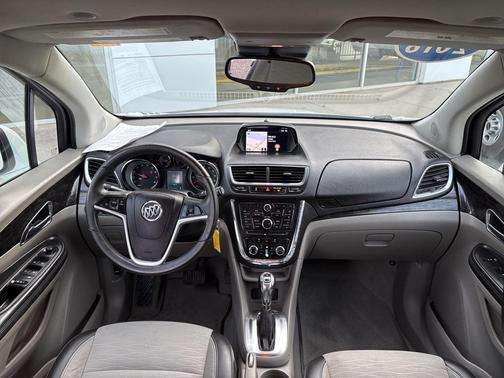 White Pearl Tricoat 2016 Buick Encore Sport Touring