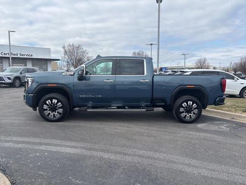 2025 GMC Sierra 2500 Denali