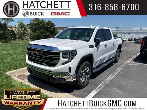 White Frost Tricoat 2022 GMC Sierra 1500 SLT